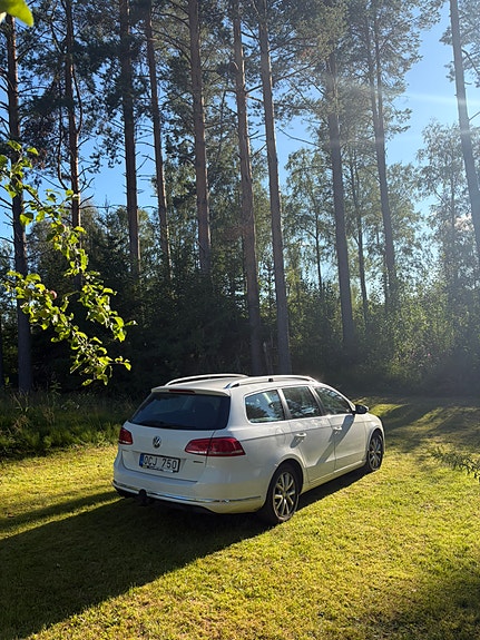 Volkswagen Passat 3 of 11