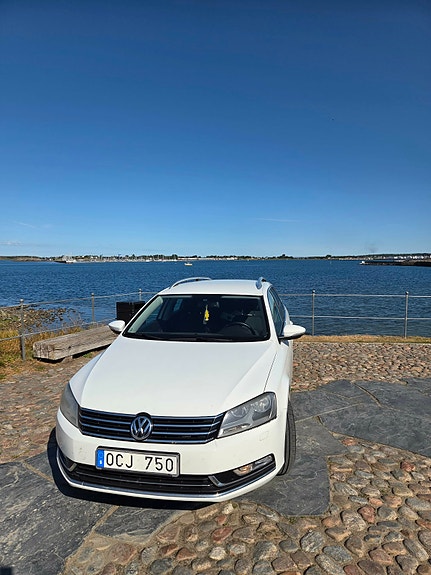Volkswagen Passat 8 of 11