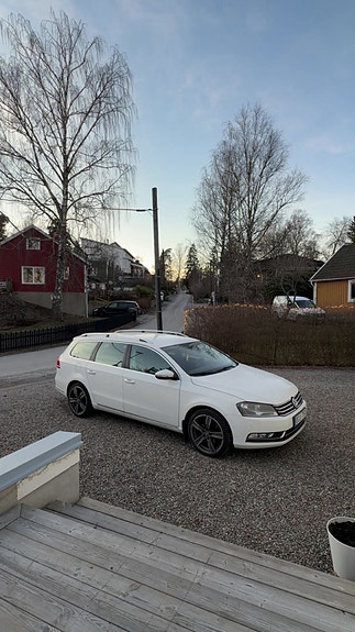 Volkswagen Passat 9 of 11