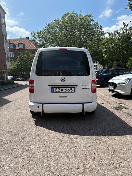Volkswagen Caddy 2 of 5