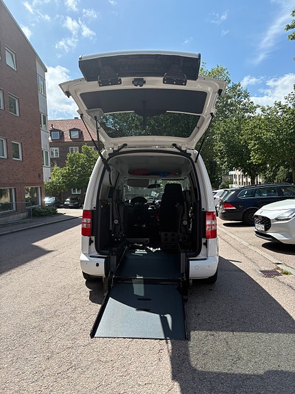 Volkswagen Caddy 3 of 5