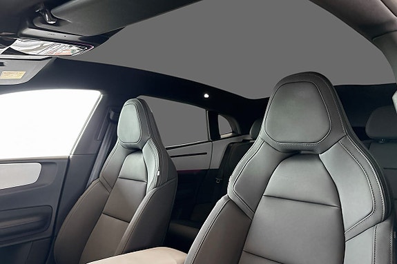 Polestar 4 14 of 30