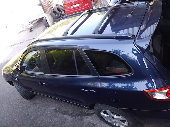 Hyundai Santa Fe 4 of 5