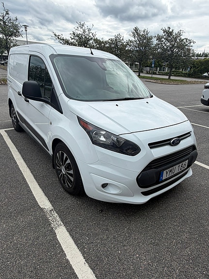 Ford Transit Connect 2 of 5