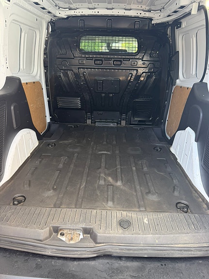 Ford Transit Connect 7 of 7