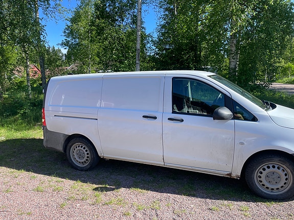 Mercedes-Benz Vito 116 2 of 5