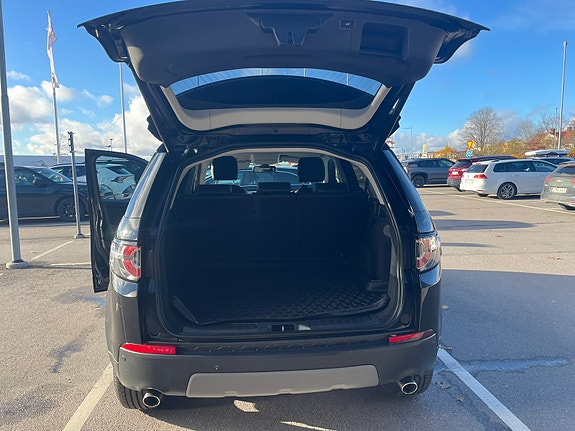 Land Rover Discovery Sport 5 of 5