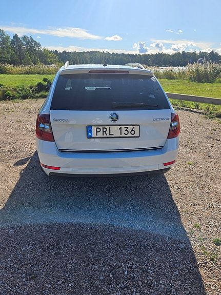 Skoda Octavia 4 of 5