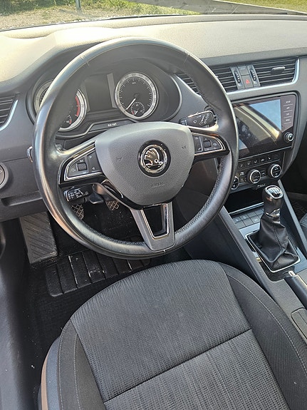 Skoda Octavia 5 of 5