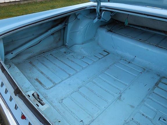 Pontiac Bonneville 20 of 21