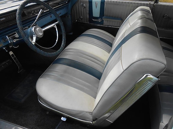 Pontiac Bonneville 10 of 21
