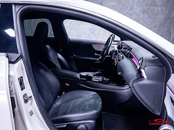 Mercedes-Benz CLA200 d 15 of 29
