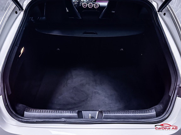 Mercedes-Benz CLA200 d 17 of 29