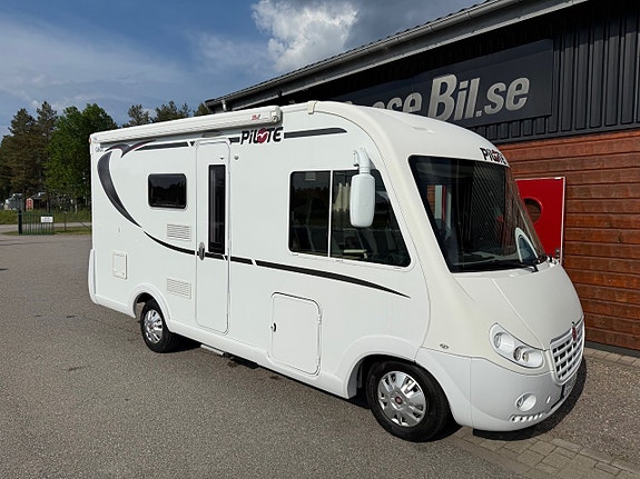 Pilote G 600 * 5,99m lång * 3500 kg * 4 sovplatser * Toppskick * 6 of 18