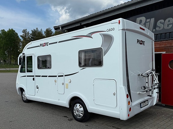 Pilote G 600 * 5,99m lång * 3500 kg * 4 sovplatser * Toppskick * 3 of 5