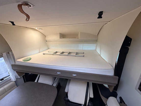 Pilote G 600 * 5,99m lång * 3500 kg * 4 sovplatser * Toppskick * 15 of 18