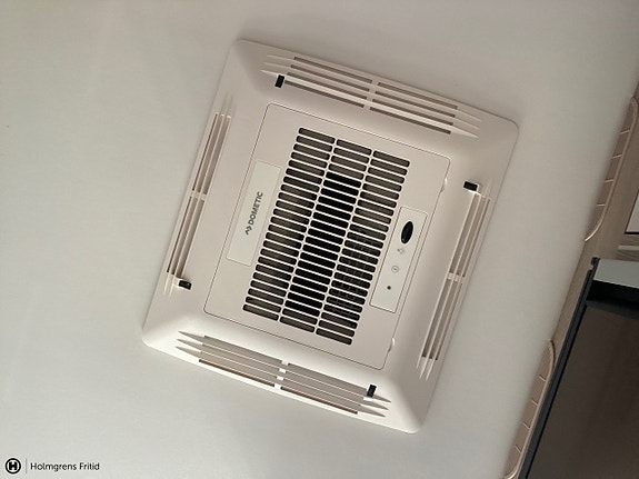 Kabe Royal 600 CXL KS AC Panaroma fönster 16 of 18