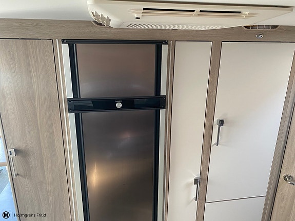 Kabe Royal 600 CXL KS AC Panaroma fönster 8 of 18