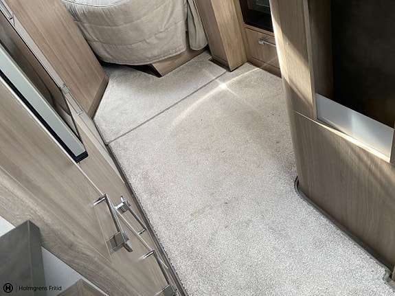 Kabe Royal 600 CXL KS AC Panaroma fönster 12 of 18