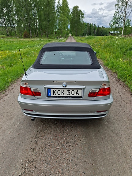 BMW 318Ci 4 of 5