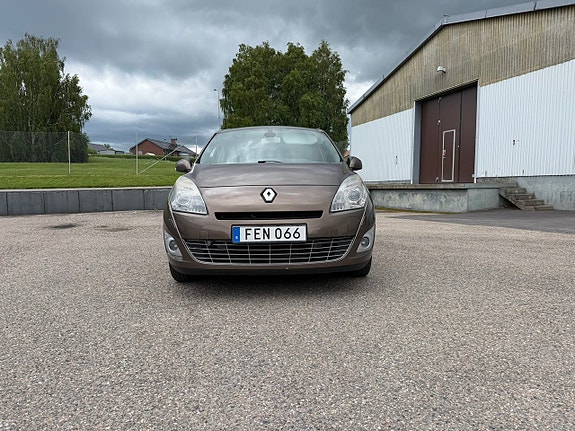 Renault Grand Scenic III 3 of 5