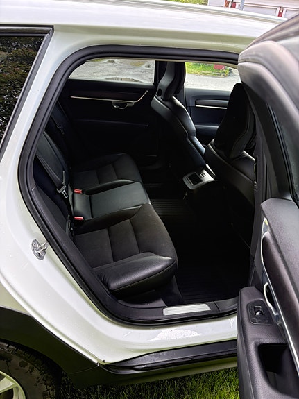 Volvo V90 Cross Country 5 of 5