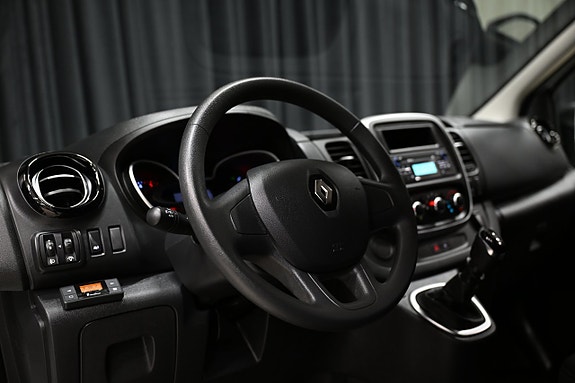 Renault Trafic 14 of 24