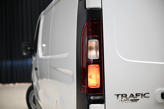 Renault Trafic 11 of 24