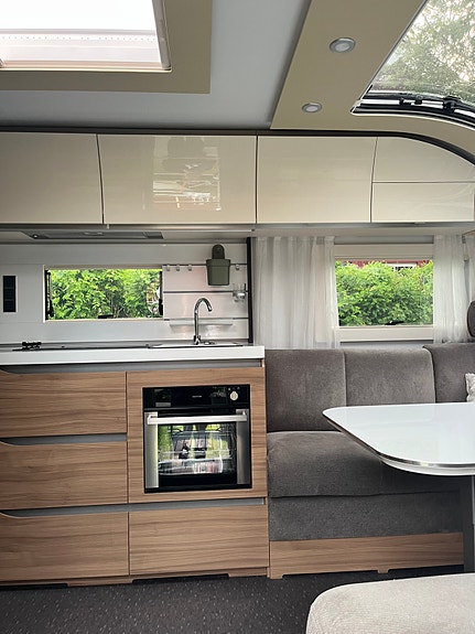 Adria Alpina 663 UK 5 of 11