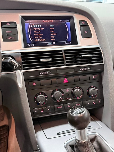 Audi A6 6 of 17