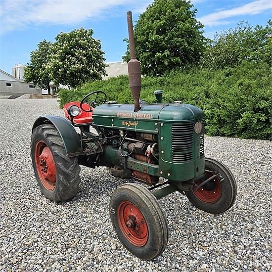 Bolinder Munktell Victor 230 2 of 30