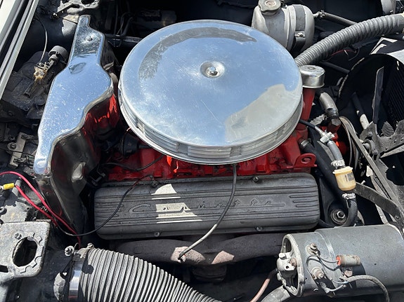 Chevrolet Corvette 8 of 15