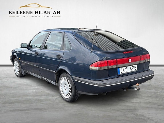 Saab 900 15 of 23