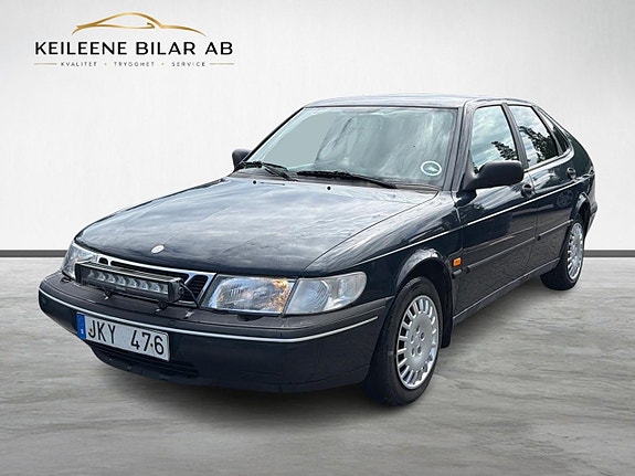 Saab 900 5 of 23