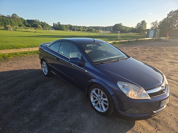 Opel Astra 4 of 5