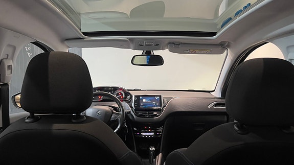 Peugeot 208 19 of 19