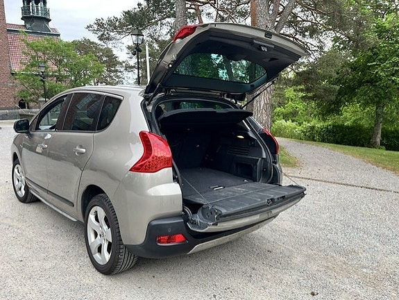 Peugeot 3008 4 of 5