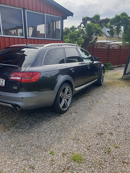 Audi A6 allroad 3 of 5