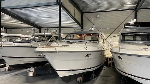 Nimbus 405 Coupe -21 2xVP D4-320 "READY TO CRUISE" 15 of 16