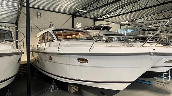 Nimbus 405 Coupe -21 2xVP D4-320 "READY TO CRUISE" 14 of 16
