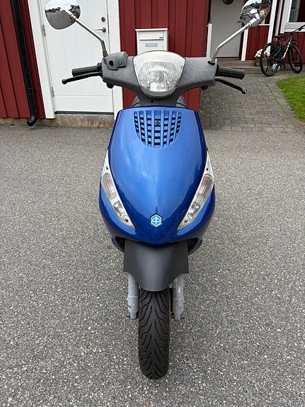 Piaggio Zip 3 of 7