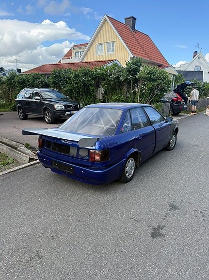 Audi 90 2 of 5