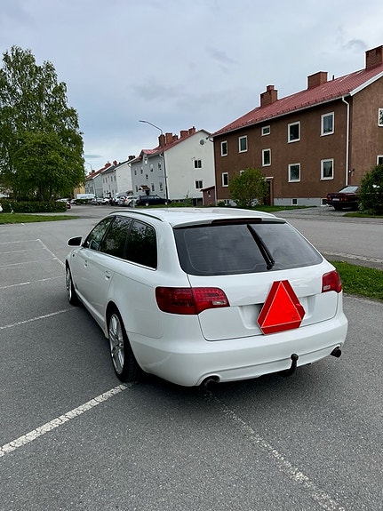 Audi A6 4 of 7