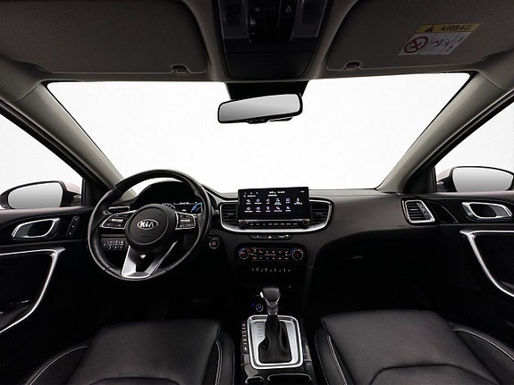 Kia Ceed 12 of 30