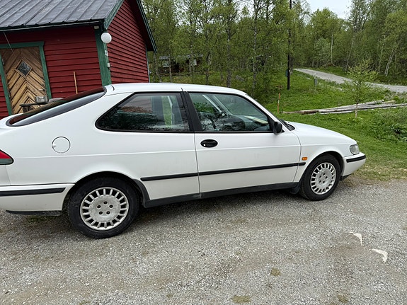 Saab 900 3 of 5