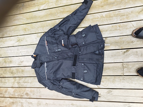 Product image 27 of 28