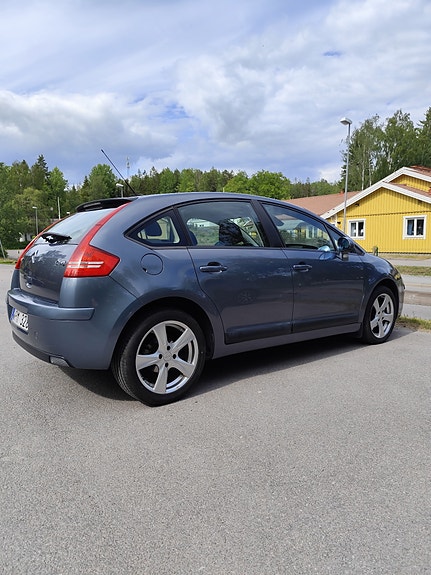 Citroen C4 2 of 4