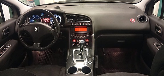 Peugeot 3008 5 of 5