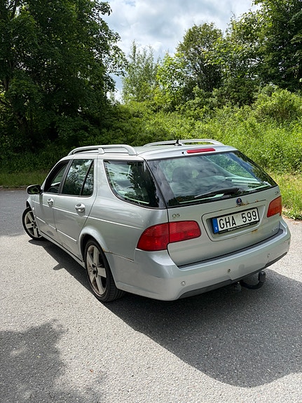 Saab 9-5 4 of 5
