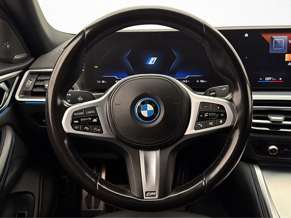 BMW i4 15 of 30